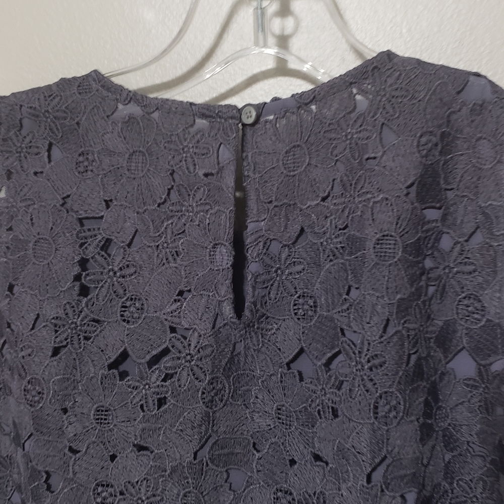 Loft floral embroidered sleeveless shell top - Picture 4 of 6